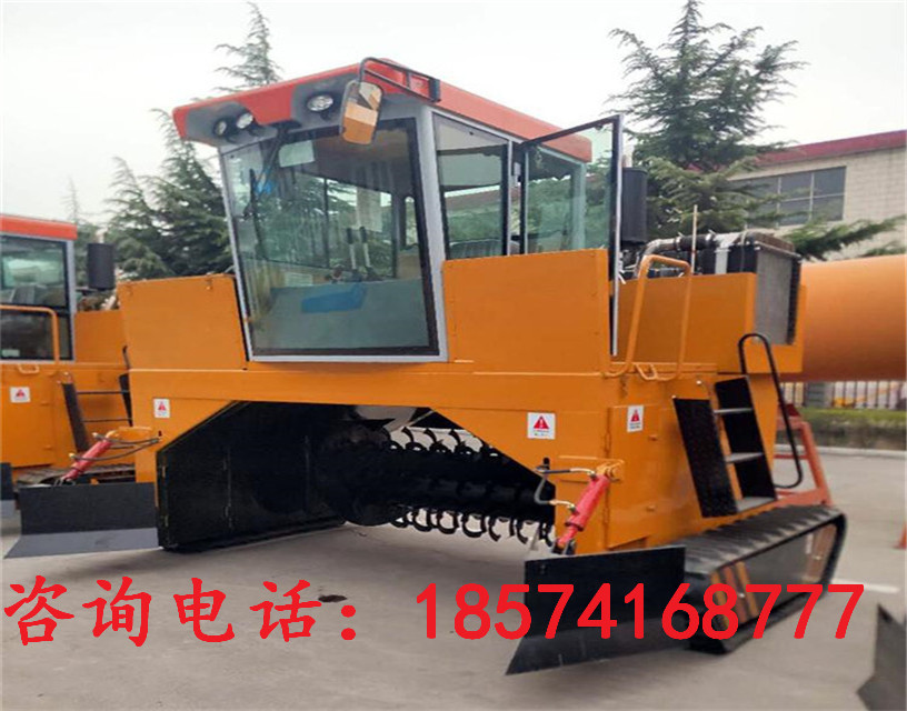 【國慶資訊】湖北孝感有機(jī)肥設(shè)履帶翻堆機(jī)的工作原理