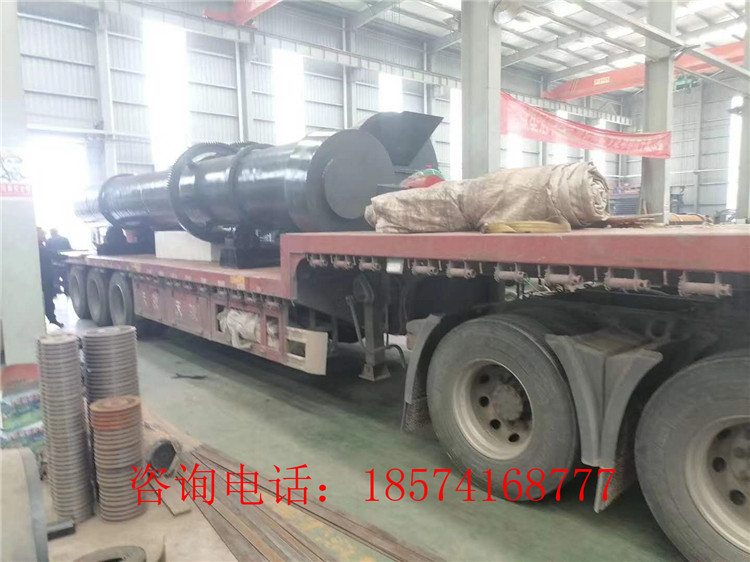 年產(chǎn)5萬噸有機(jī)肥顆粒生產(chǎn)線裝車現(xiàn)場(chǎng)