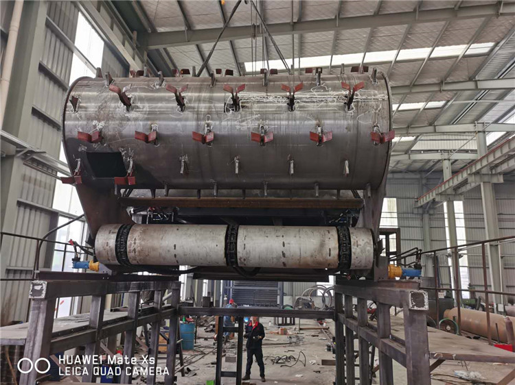 污泥鏈板翻拋機(jī)