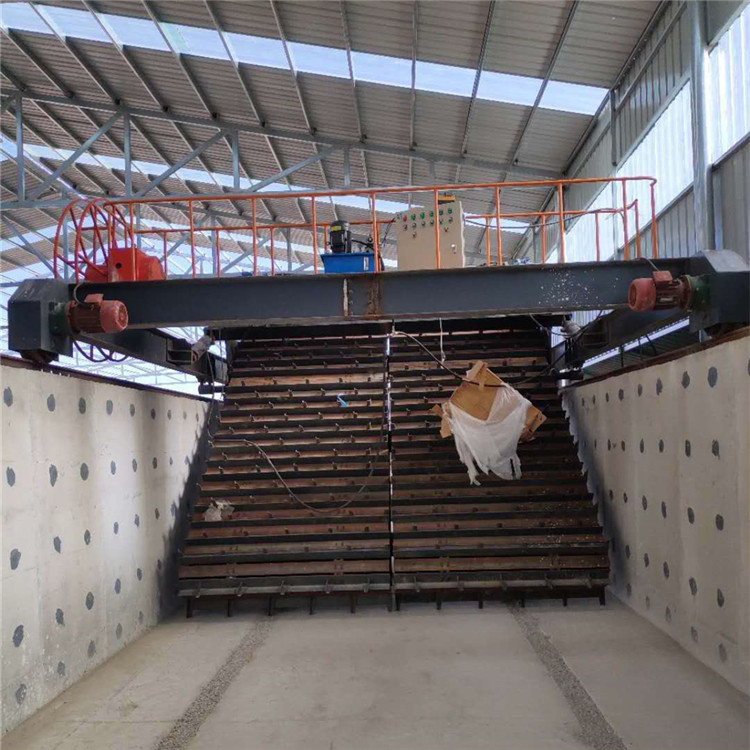 ӱ͑4׌朰巭C(j)bF(xin)(chng)