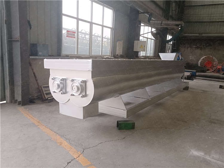 興達(dá)有機肥雙軸臥式攪拌機 適用羊糞 牛糞 等干濕物料摻混設(shè)備