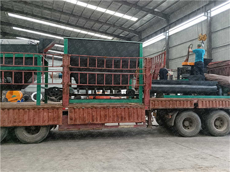 吳忠客戶豬糞年產(chǎn)3萬噸顆粒有機(jī)肥設(shè)備發(fā)貨