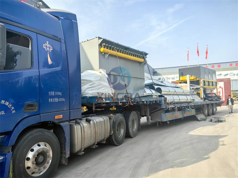 不銹鋼有機肥生產(chǎn)線裝車現(xiàn)場