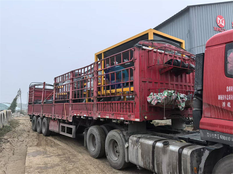 年產(chǎn)2萬噸粉劑有機(jī)肥生產(chǎn)線發(fā)貨現(xiàn)場