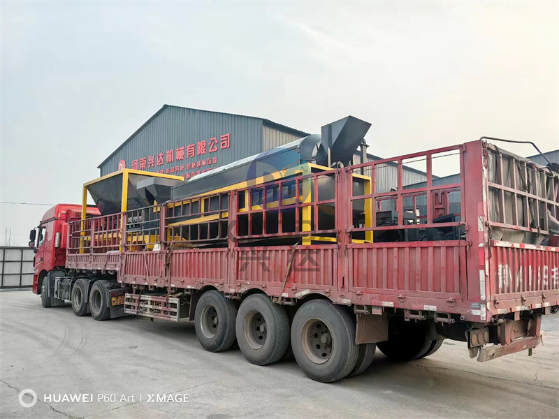 粉劑有機(jī)肥生產(chǎn)線發(fā)貨現(xiàn)場(chǎng)