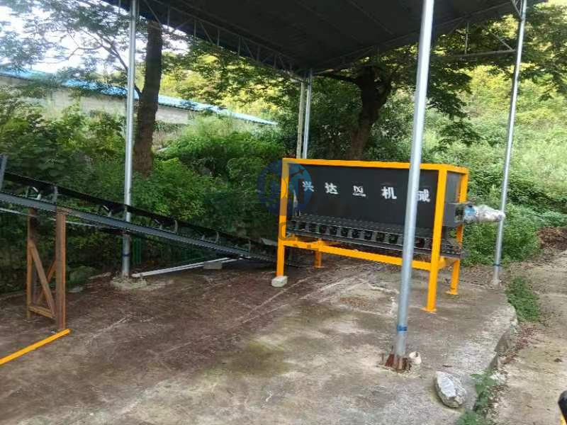 年產(chǎn)1萬噸粉劑生產(chǎn)線設(shè)備安裝現(xiàn)場