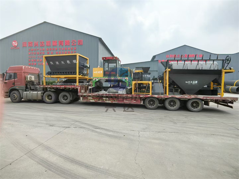 年產(chǎn)5000噸粉劑生產(chǎn)線設備發(fā)貨現(xiàn)場