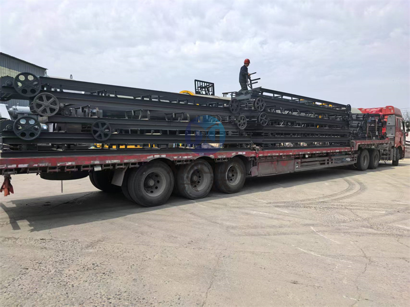 牛糞顆粒有機肥生產(chǎn)線發(fā)貨現(xiàn)場