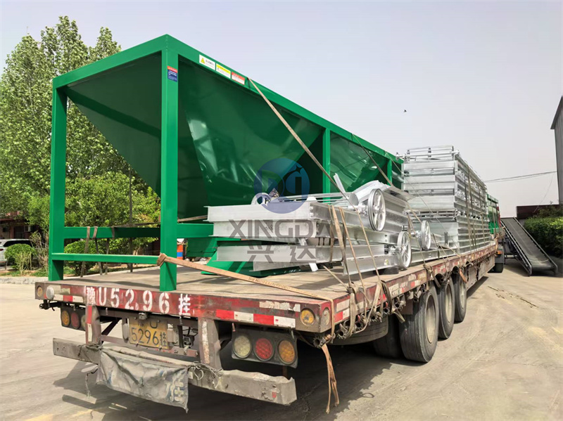 鴨糞有機肥生產(chǎn)線發(fā)貨現(xiàn)場