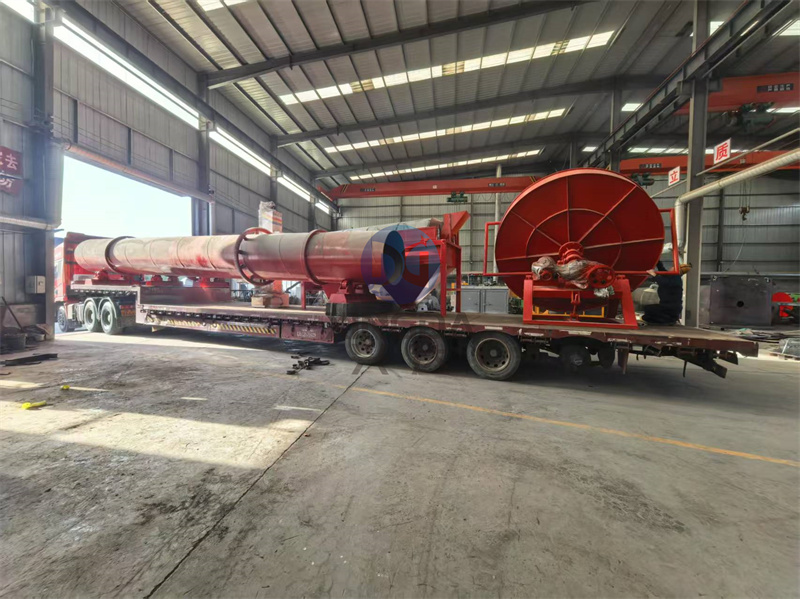 年產(chǎn)2萬噸有機肥生產(chǎn)線發(fā)貨現(xiàn)場