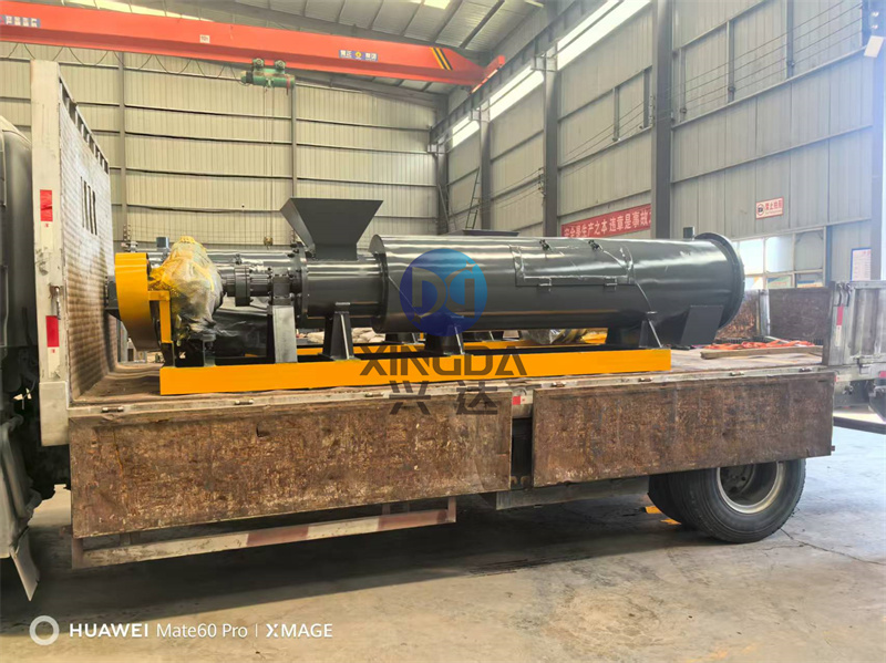 60型攪齒造粒機(jī)發(fā)貨現(xiàn)場